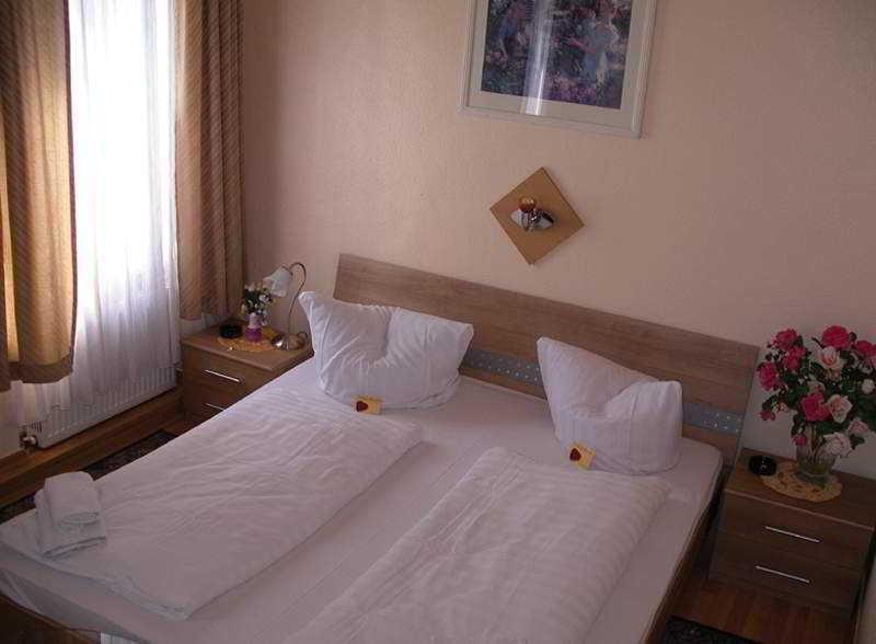 Hotel Garni Djaran Όφενμπαχ Εξωτερικό φωτογραφία